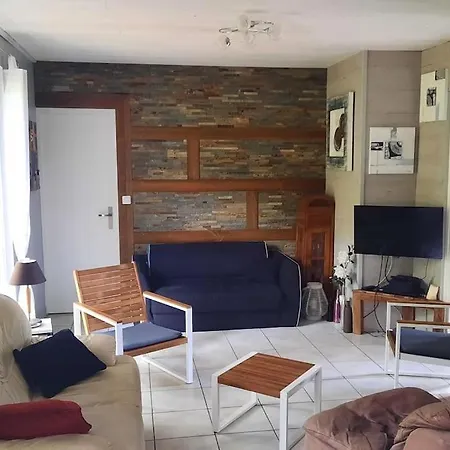 La Aux Acacias~vacances Nature Et Au Calme Holiday home *