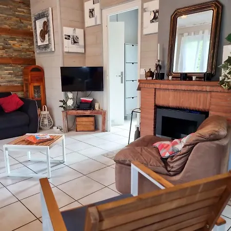 La Aux Acacias~vacances Nature Et Au Calme Holiday home