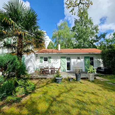 La Aux Acacias~vacances Nature Et Au Calme Holiday home